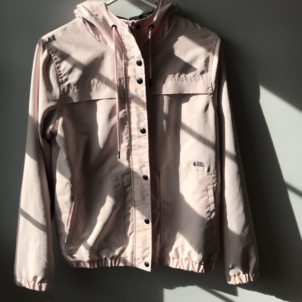 Volcom Enemy Stone hooded windbreaker